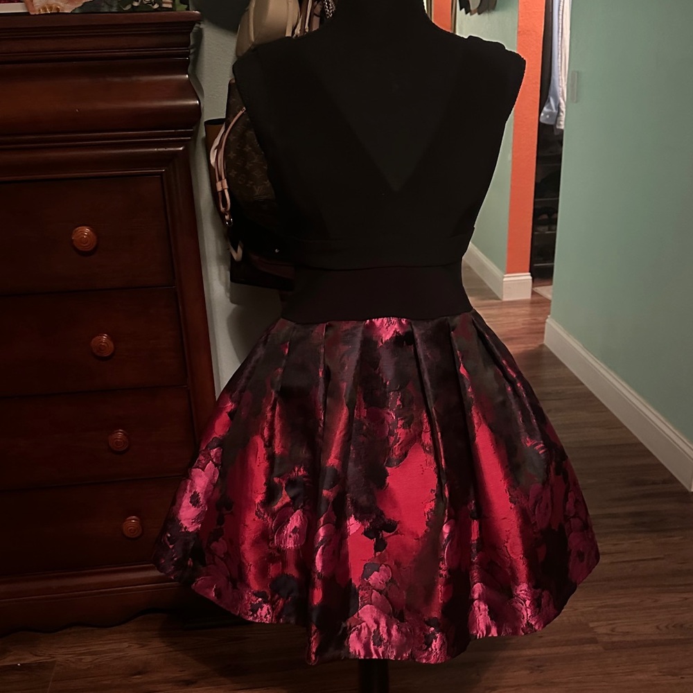 Xscape Black and Red Floral Midi Dress